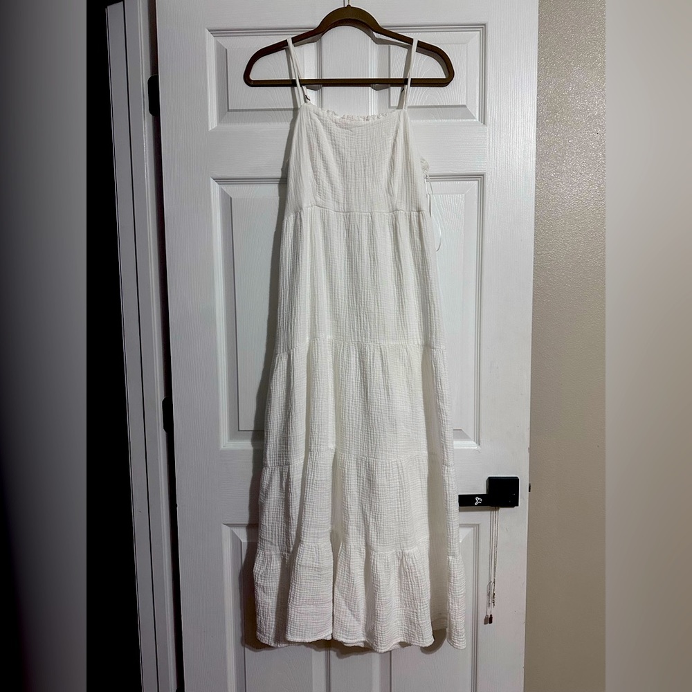 White spaghetti strap maxi dress